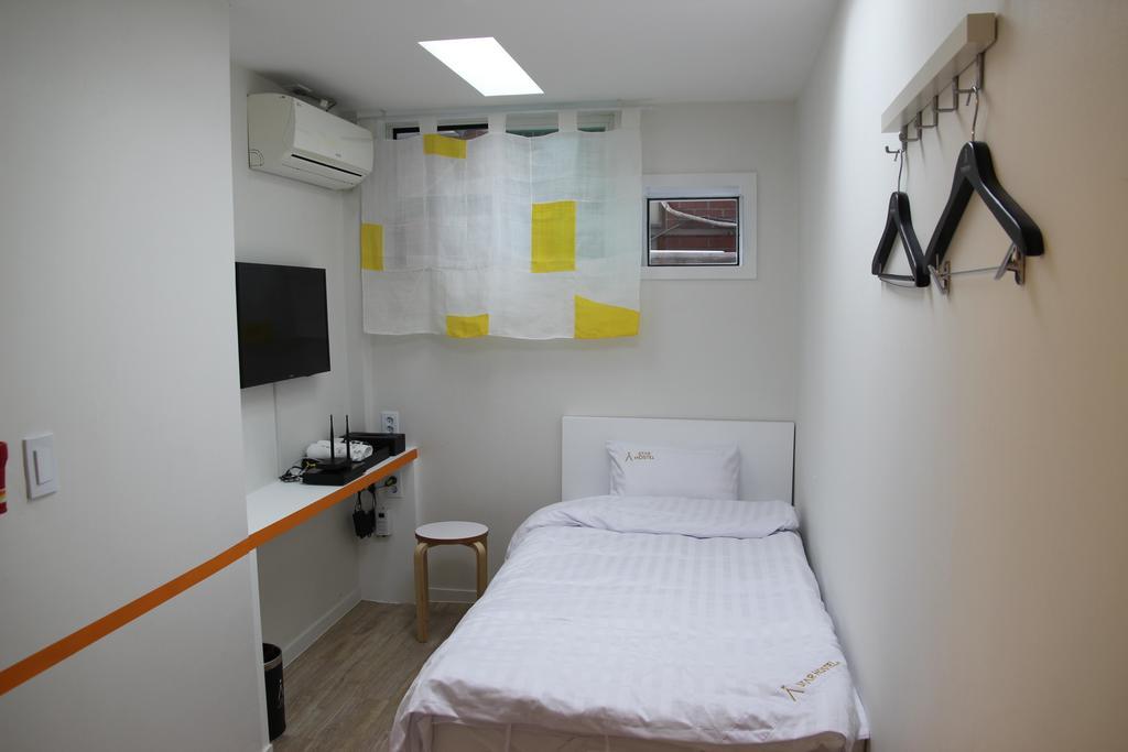Starhostel Dongdaemun Suite Seoul Room photo